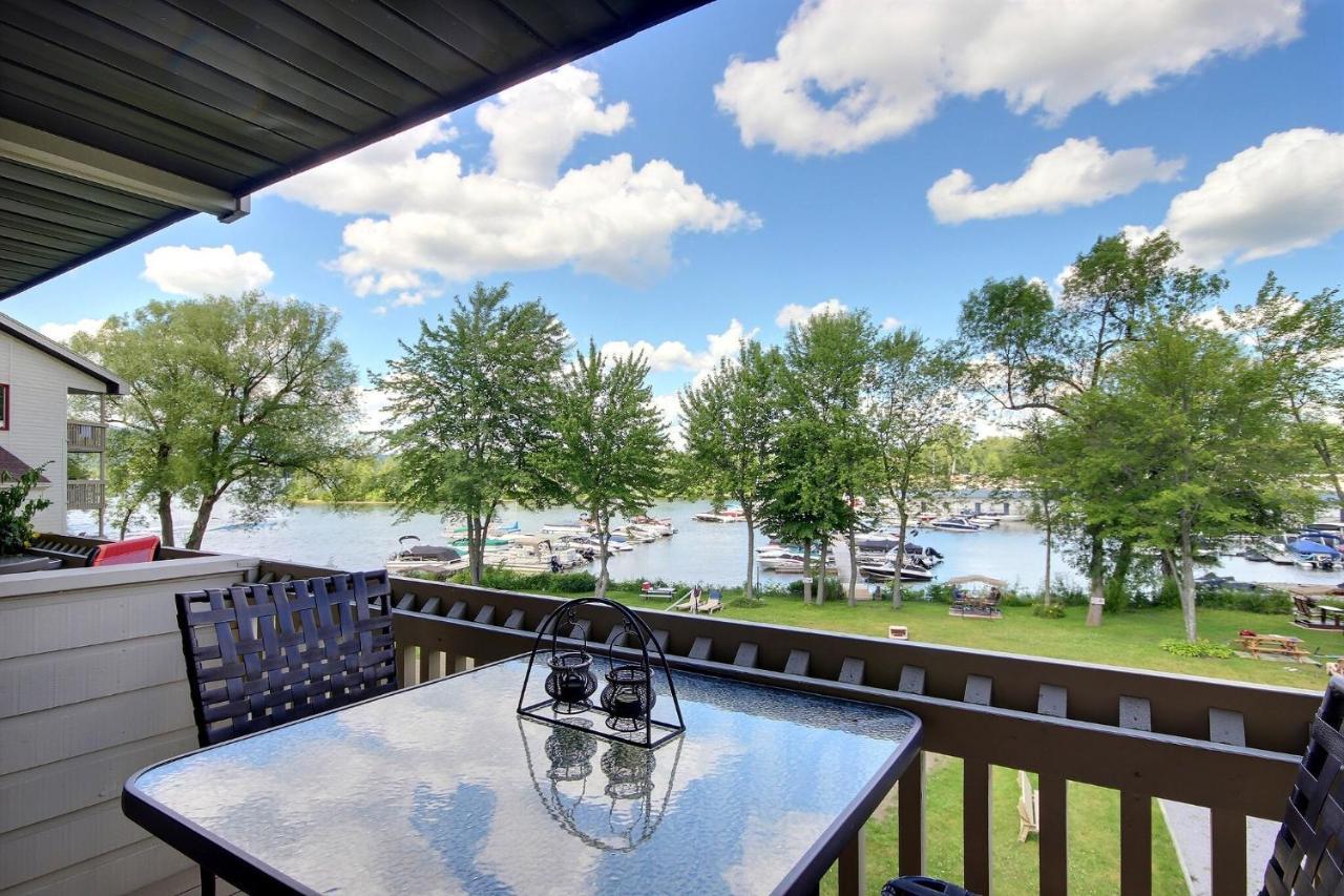 Location Tourisme Estrie - Oberge Du Village Magog Exterior foto